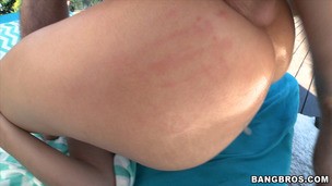 BangBros Valentina and her Juicy Round ass screenshot