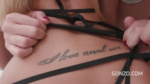 Alexis Crystal & Kristy Black Vs monster cock team SZ2078 screenshot