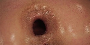 Anal Queen Alysa Gap Fists and Gapes Her Ass WIDE! - AnalVids screenshot