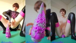 Watch Daisy Deep - Fantasy Alien Finger Dildo - AnalVids Fantasy Alien Finger Dildo - AnalVids screenshot
